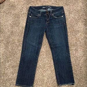 American Eagle Dark Capris